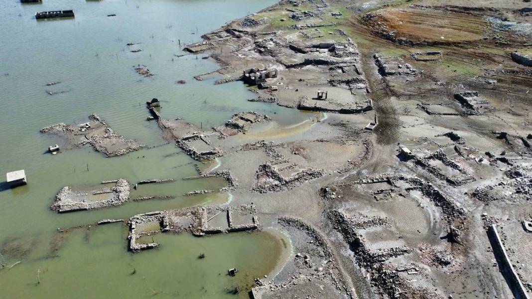 55 haneli köy, adaya taşınmıştı: Yıllar sonra ortaya çıktı! İklim krizi nedeniyle seviye düştü 8